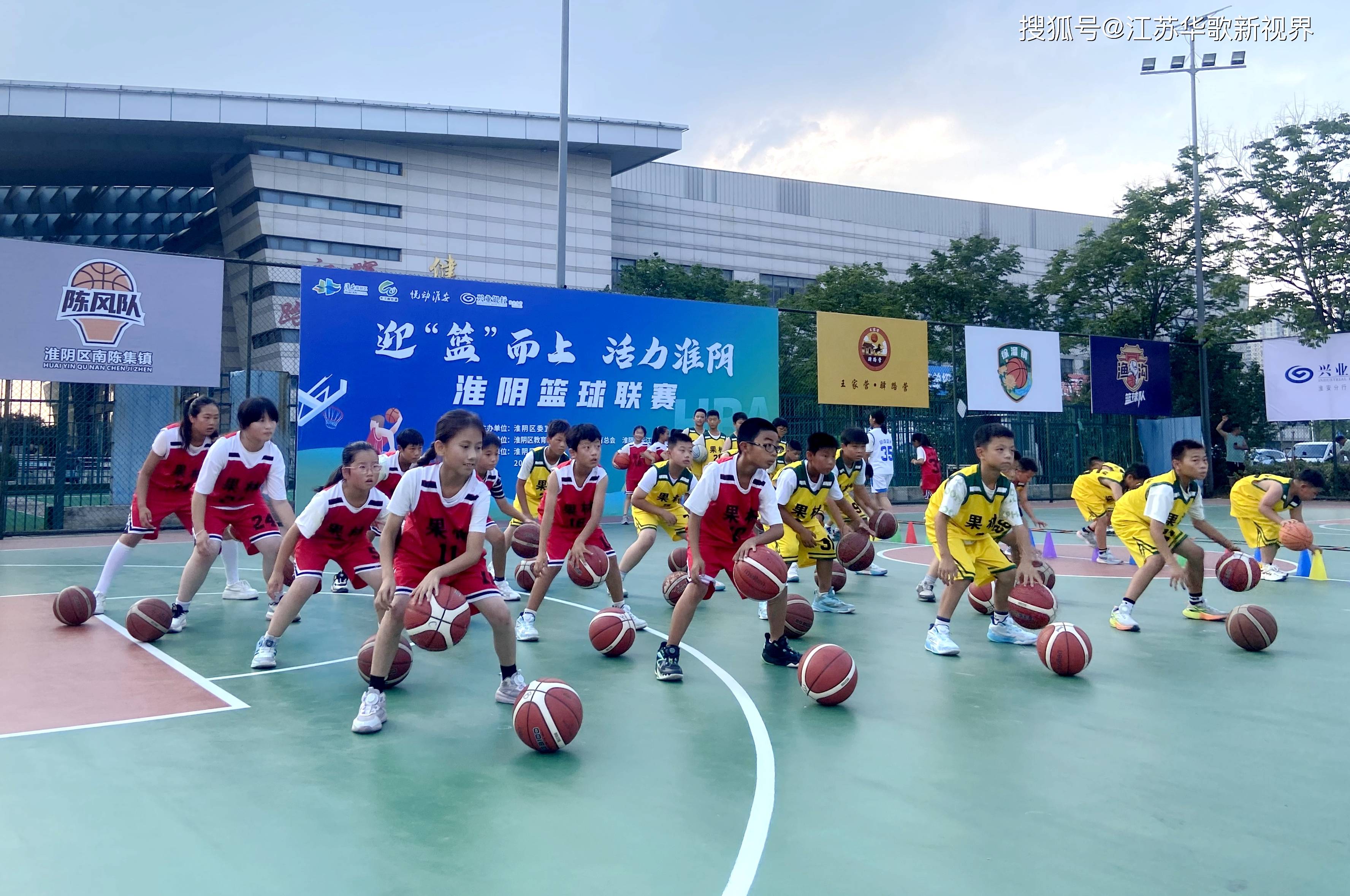 内地篮球赛事即将上演一场激情四射的对决的简单介绍