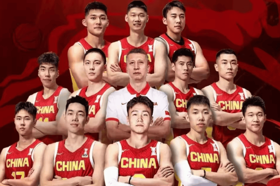 包含中国男篮血洗南韩男篮，麦科勒姆送出助攻的词条