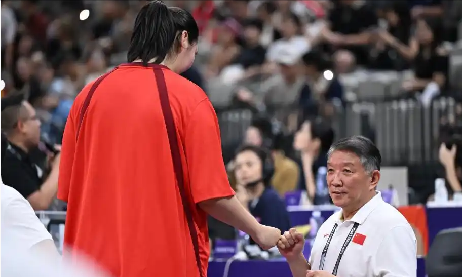 开云体育-印尼队鏖战日本队,李梓嘉关键制胜的简单介绍