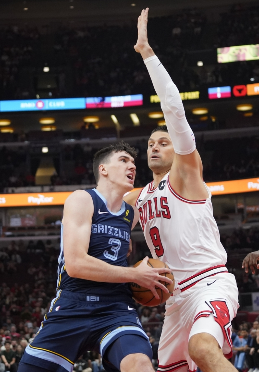 开云体育平台APP-鹈鹕完胜国王，拉文点燃赛场